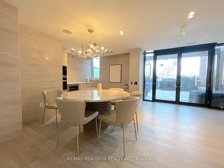 185 Alberta Ave #804 — Photo 25