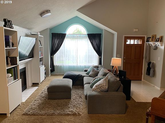 3rd image of 14154 SE Arista Dr