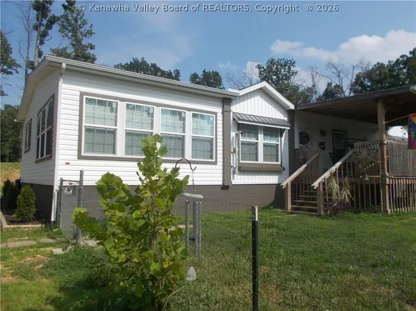 115 Home Again Rd, Buffalo, WV 25033