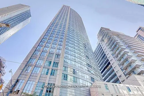 210 Victoria St Photo 1