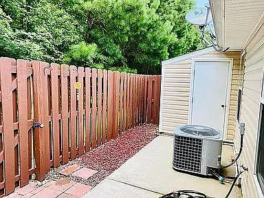 235 Lynbrook Way — Photo 11