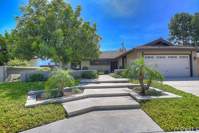 1st image of 11934 Larrylyn Dr