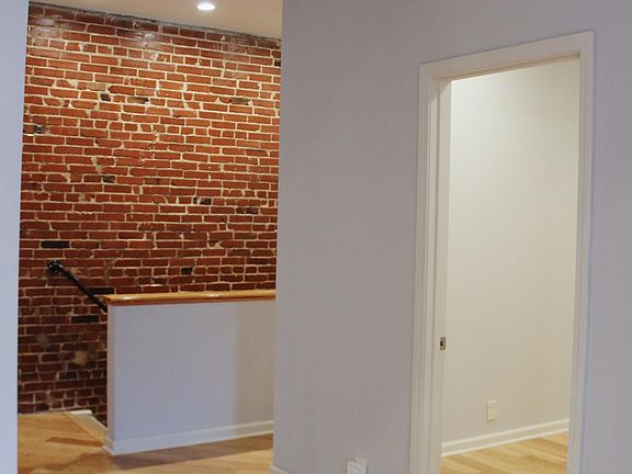 5th image of 2853 Shenandoah Ave
