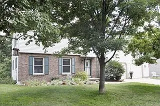 3794 Algansee Dr NE photo 1