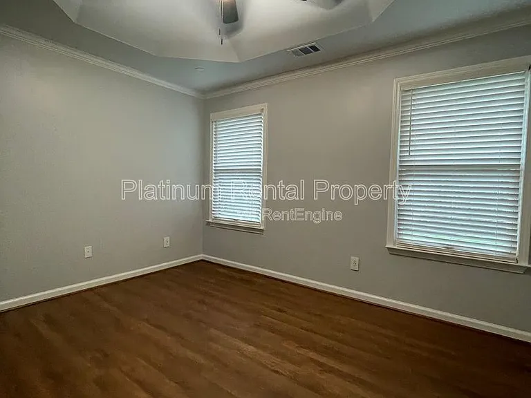 1745 Berry Ct — Photo 28