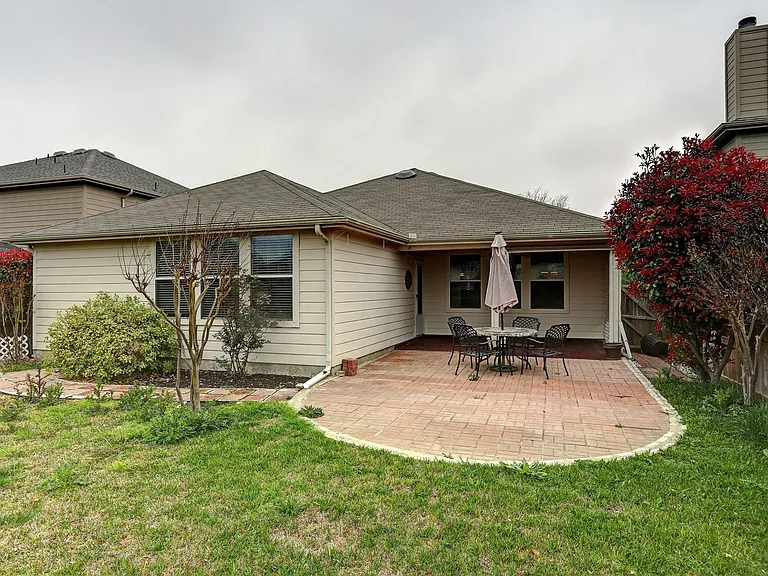 421 Stanley Falls Dr — Photo 23