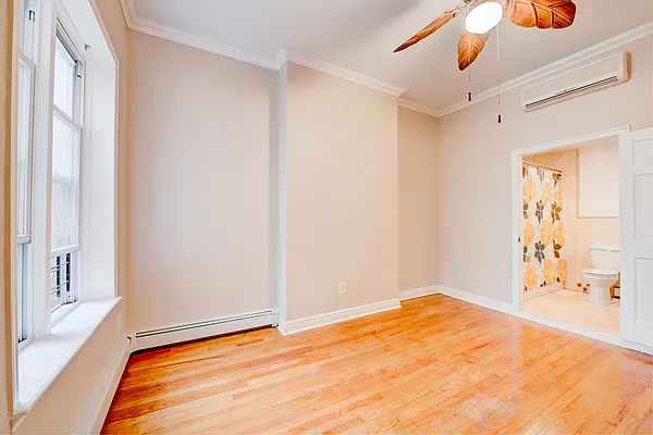 Rented by R New York | media 26