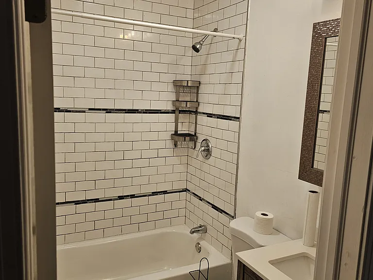 617 E Locust Ave #3 — Photo 14