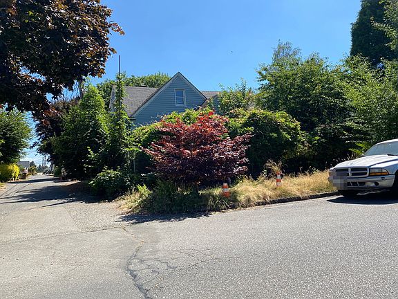 3rd image of 4915 S Park Ave