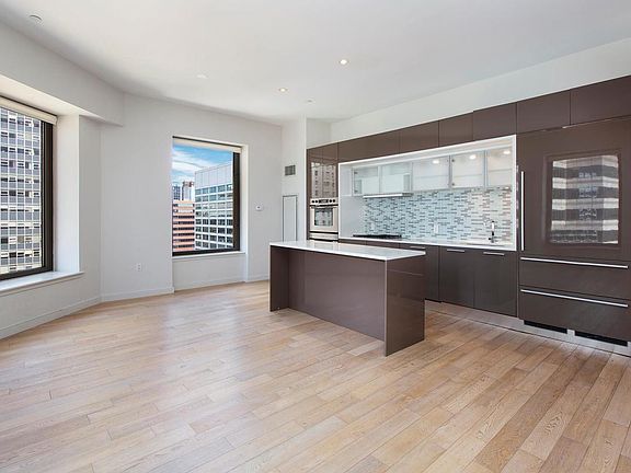 4th image of 75 Wall St APT 31M