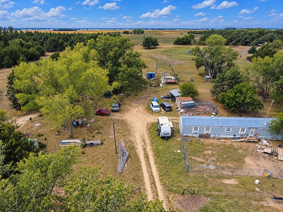 1st image of 437 Comanche Rd