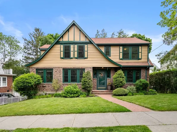 31 Horne Rd, Belmont, MA 02478