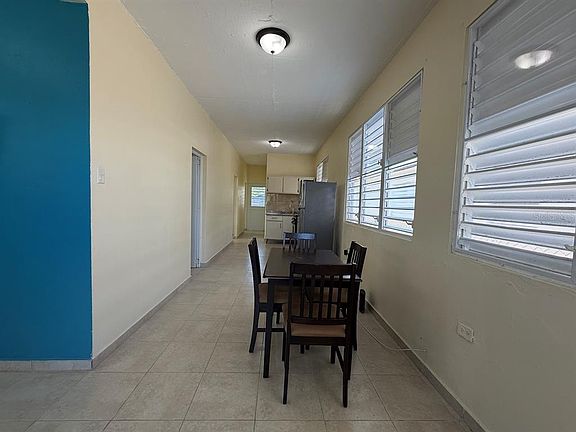 3rd image of 10 (70) DOCTOR. VIDAL ST. (PR-3)