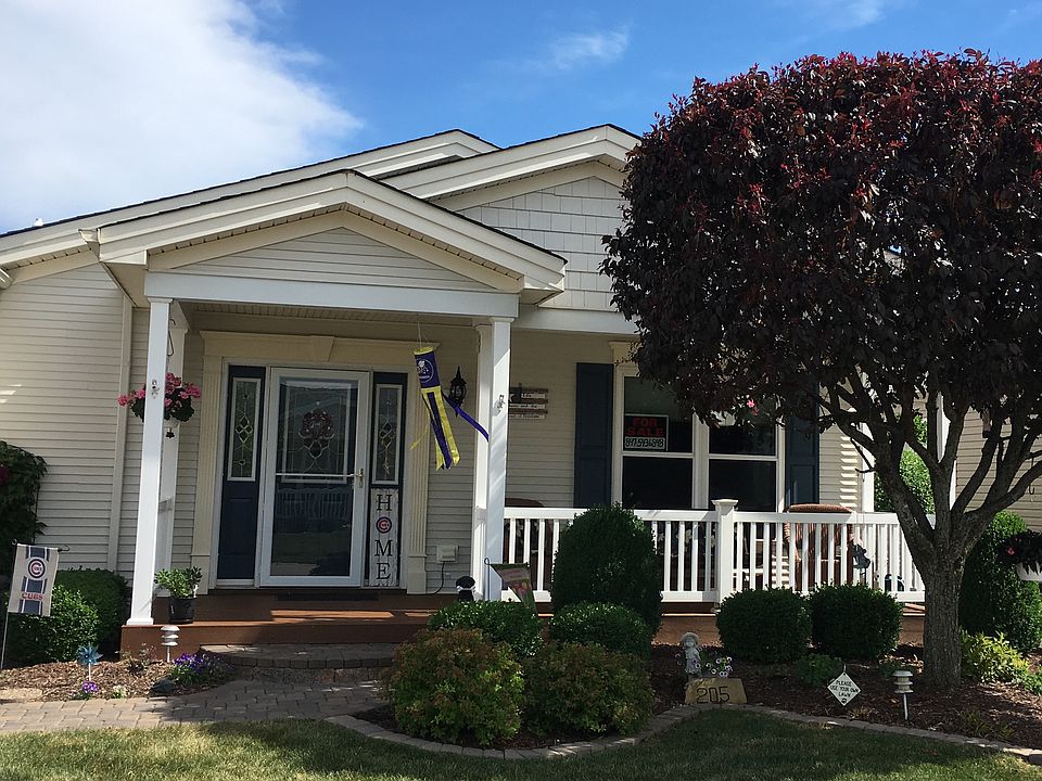 Large front deck