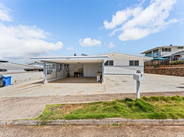 98-822 Kaamilo St, Aiea, HI 96701