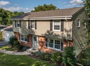 W215N10150 Hickory Dr, Colgate, WI 53017