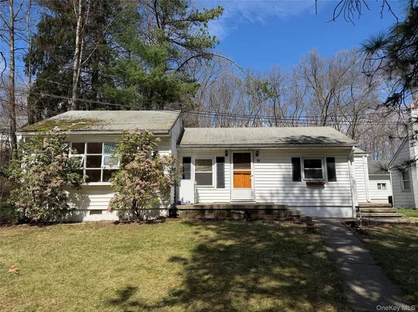 15 Dugan Ln, Hopewell Junction, NY 12533