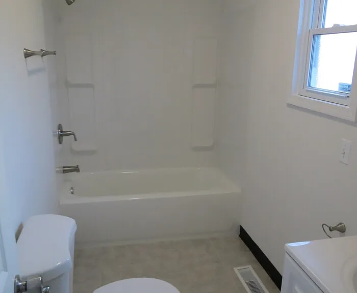 1680 Hillcrest Ave — Photo 11
