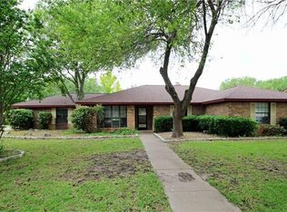 114 Kingsbury Way, Hewitt, TX 76643