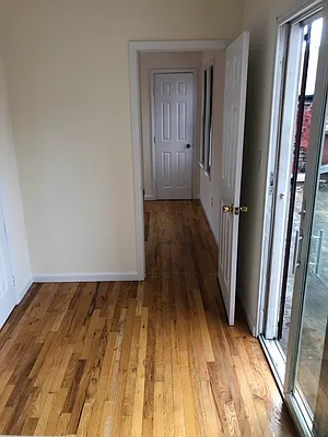 Rented by Eric Goodman Realty Corp | media 26