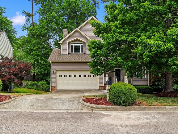 3rd image of 110 Lost Tree Ln