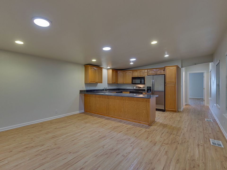 1st image of 11569 Airway Blvd