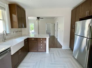 1132 S 3rd St, Milwaukee, WI 53204