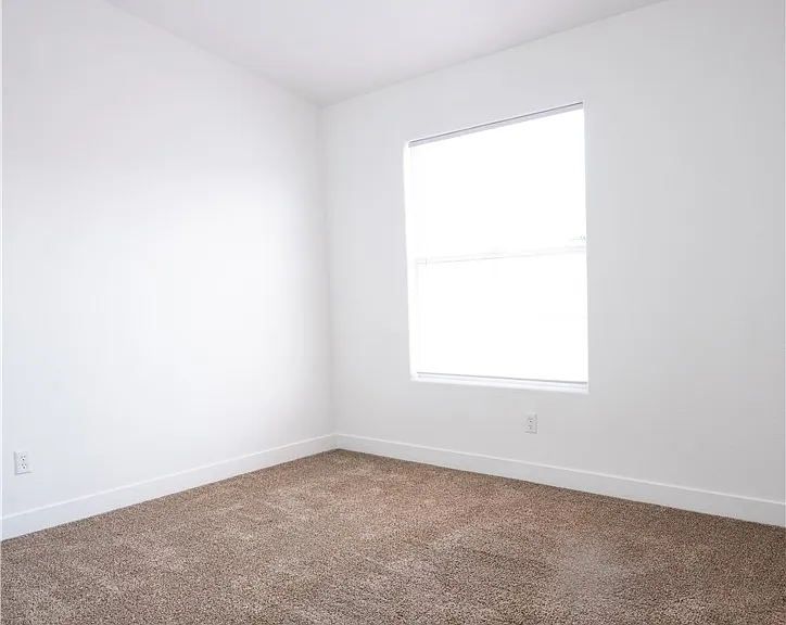2524 Adelante Ave #106 — Photo 17