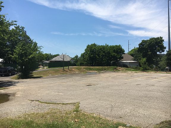 4th image of 1000 Malvern Ave