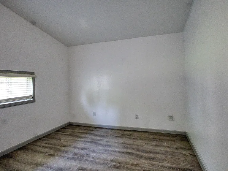 3494 Ludlow Ave — Photo 18