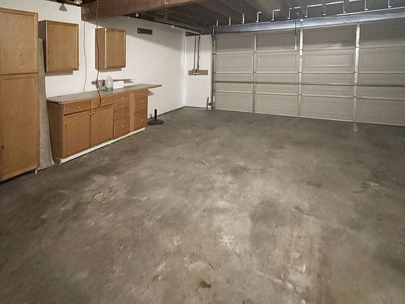 5th image of 215 W Pueblo St #A