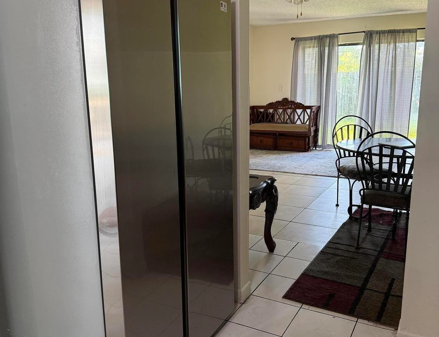 3 bed, 2.0 bath, 1235 sqft, $2,500 — Photo 3