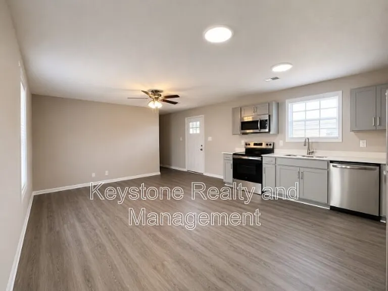 161 Mace Ln #20 — Photo 4