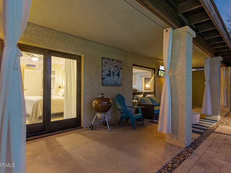 4611 E Desert Dr — Photo 42
