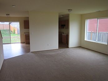 4th image of 2227 118th Ave SE