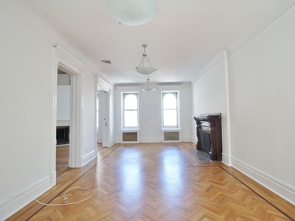 1st image of 112 E 17th St APT 6E