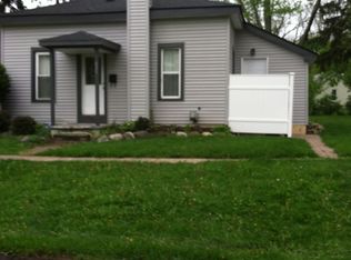 801 McPherson St, Howell, MI 48843