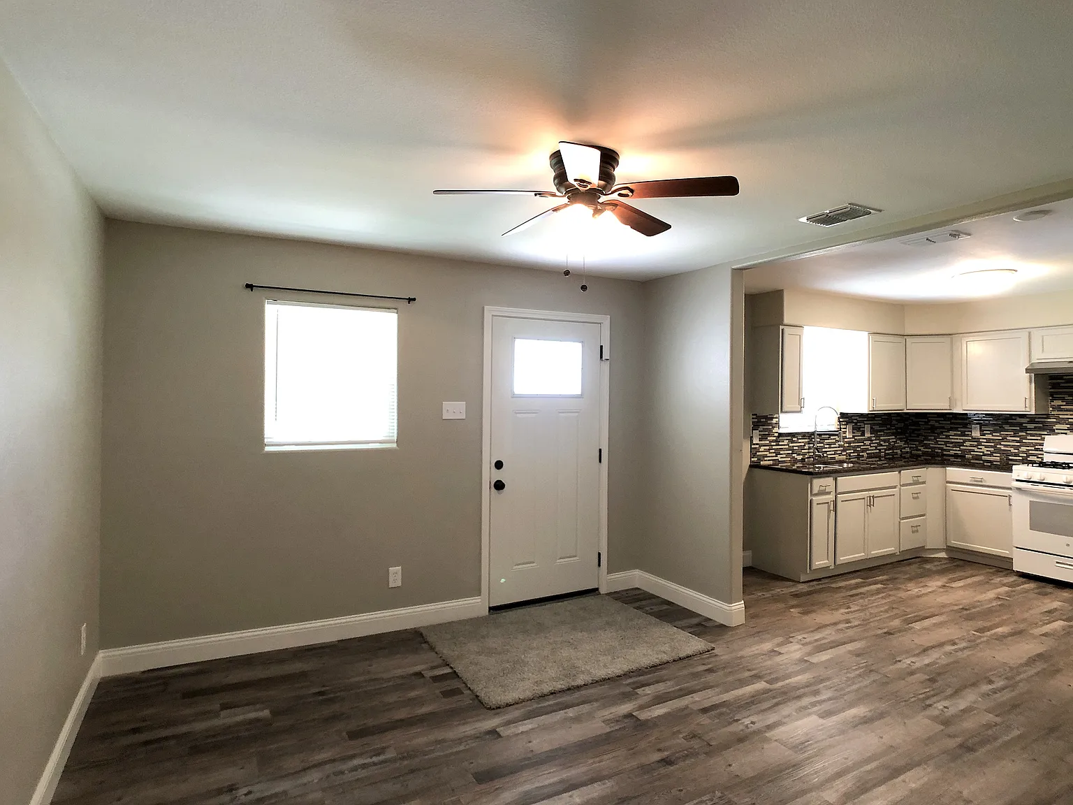 2409 Crews Street — Photo 4
