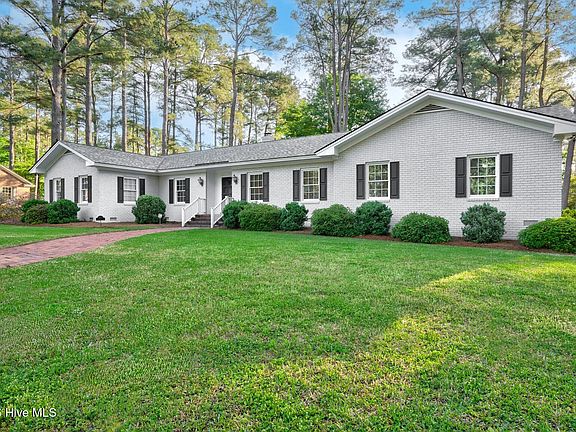 3rd image of 1225 Cheshire Lane
