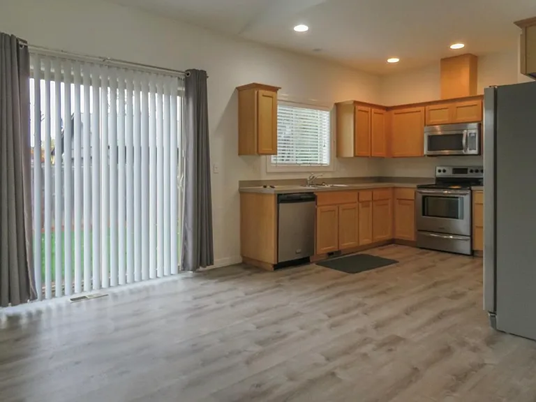 Meadowlawn Pl — Photo 4