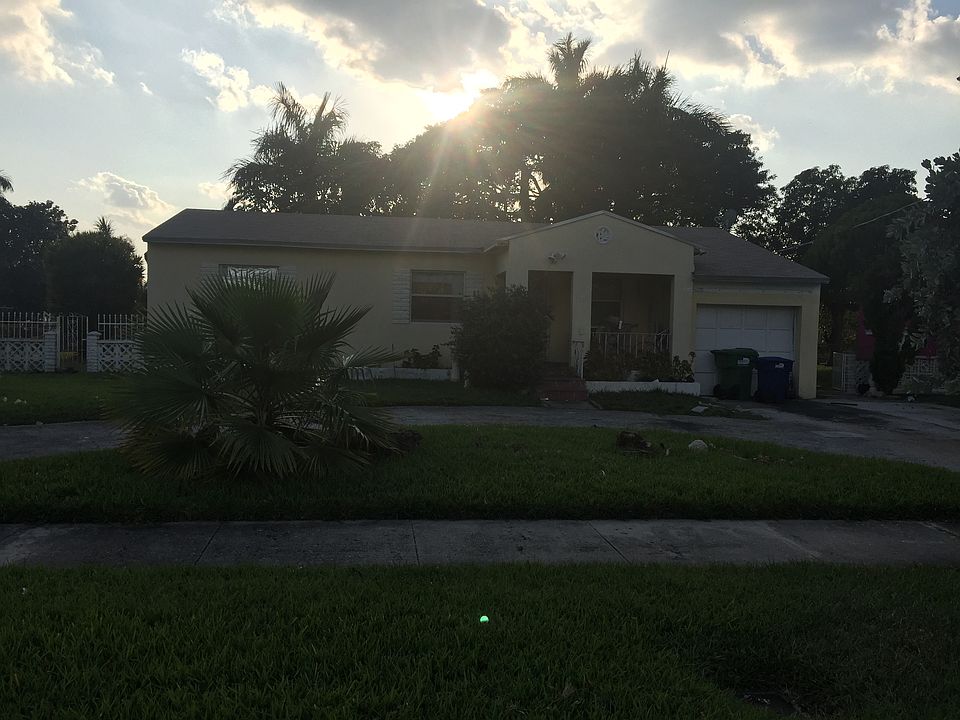 1st image of 9300 Little River Dr
