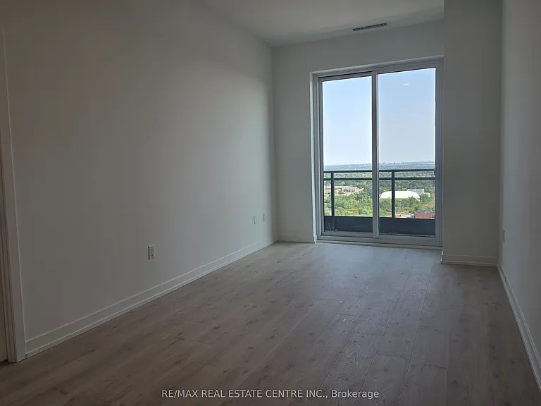 9751 Markham Rd #Penthouse 06 — Photo 18