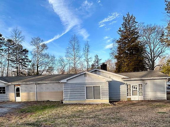 2nd image of 3345 Robin Hood Dr