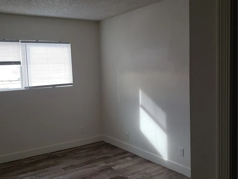 5126 Golden Ln #A — Photo 32