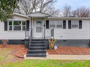 303 S English St, Greensboro, NC 27401