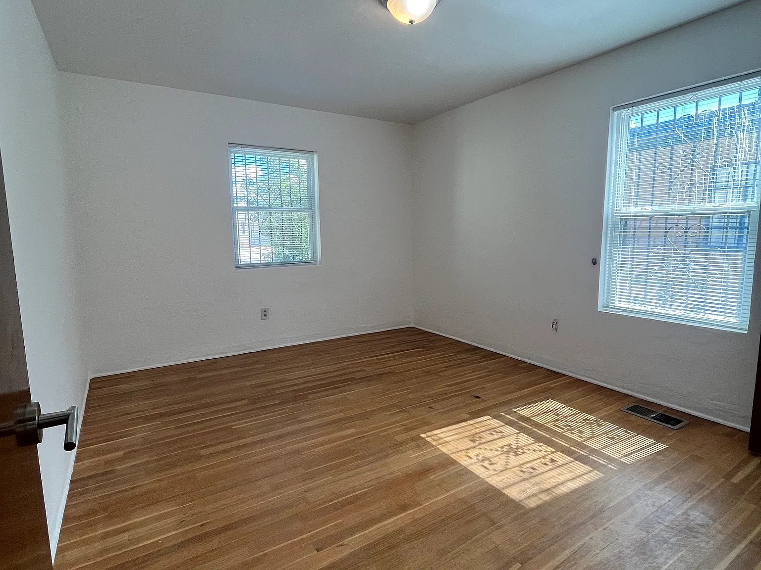 3 bed, 1788 sqft, $2,000 — Photo 3