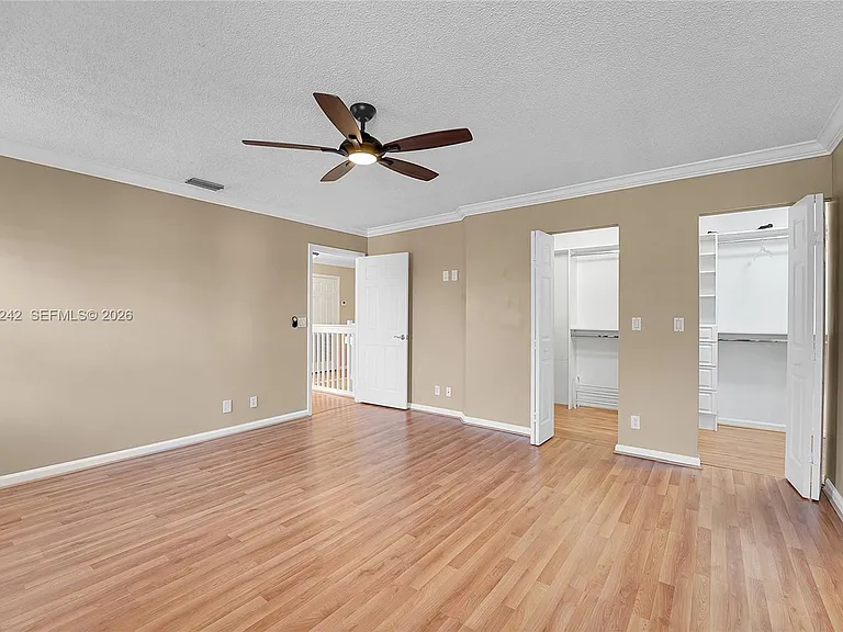 1905 Capeside Cir — Photo 12