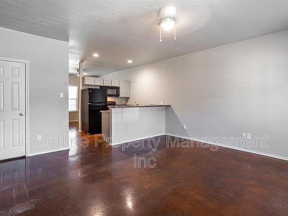 3rd image of 215 Price Ln #8