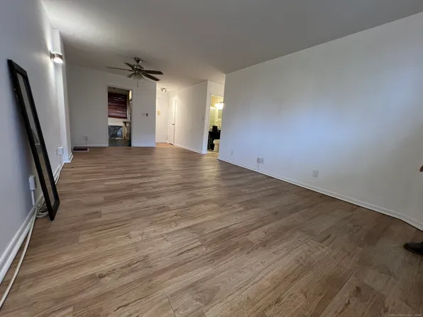 91 STRAWBERRY HILL Avenue #637, Stamford, CT 06902