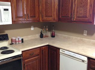 1305 Stage Rd, Hartselle, AL 35640